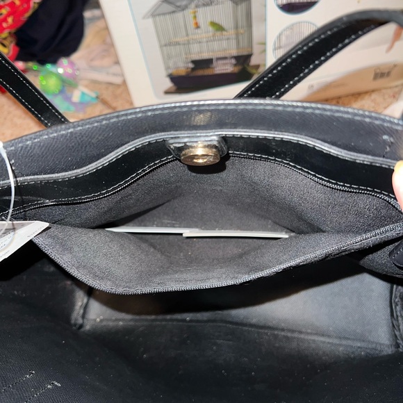 Beautiful Chelsea Champlain tote. Authentic coach - Picture 8 of 8